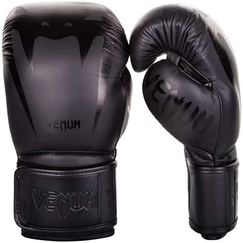 Venum Giant 3.0 Nappa Leather Boxing Glove – White/Gold 2 Venum Giant 3.0 Nappa Leather Boxing Glove – White/Gold - Image 2