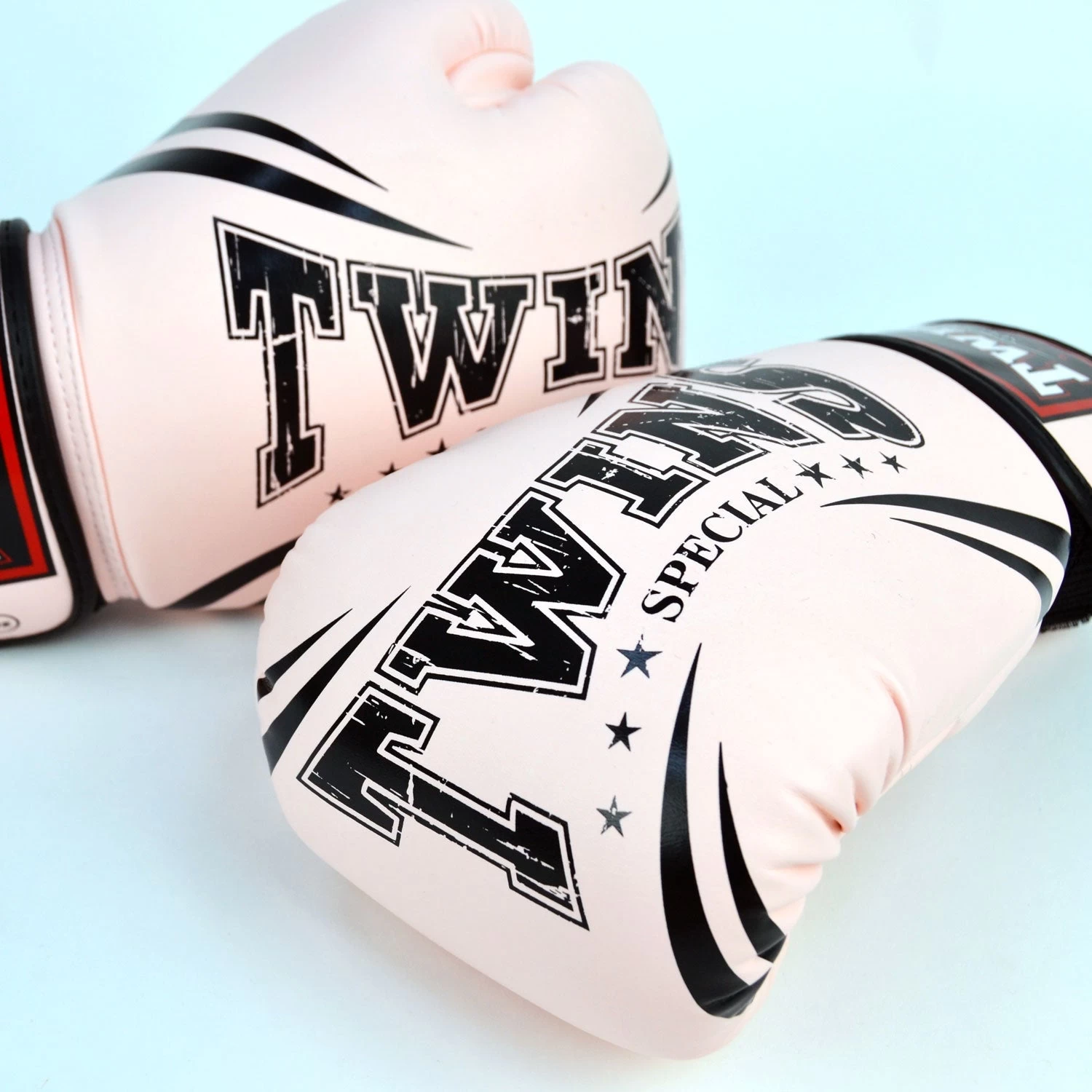FBGVDM3-TW6 Twins Non-Leather Boxing Gloves Pink 2 FBGVDM3-TW6 Twins Non-Leather Boxing Gloves Pink - Image 2