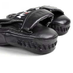 FM1 MTG Pro Black Curved Focus Mitts -Boxing Shop fm1 mtg pro black curved focus mitts 979424