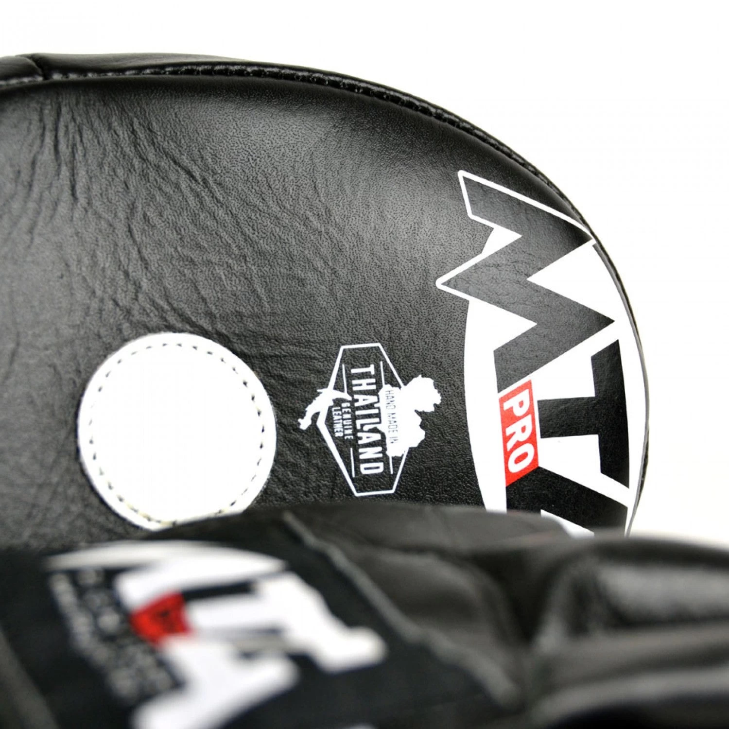 FM2 MTG Pro Black Mini Curved Focus Mitts 4 FM2 MTG Pro Black Mini Curved Focus Mitts - Image 4