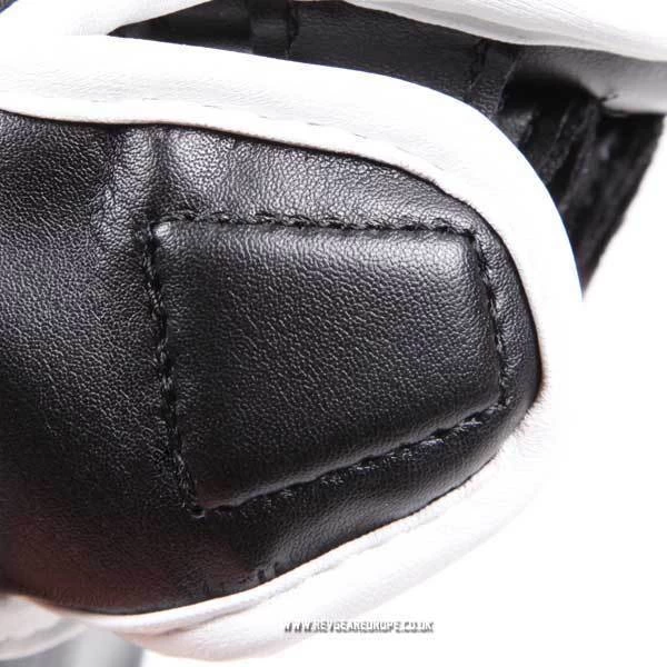 Revgear Kids Deluxe MMA Gloves - Blue 3 Revgear Kids Deluxe MMA Gloves - Blue - Image 3