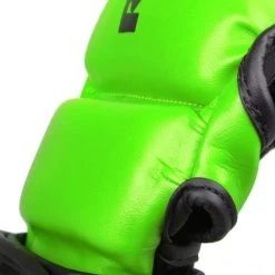 Revgear PINNACLE MMA SPARRING GLOVES - BLACK/GREEN -Boxing Shop revgear pinnacle mma sparring gloves blackgreen 896234