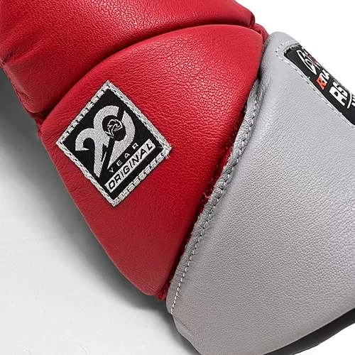 Rival RS1 Pro Sparring Gloves 20th Anniversary – Red 3 Rival RS1 Pro Sparring Gloves 20th Anniversary – Red - Image 3